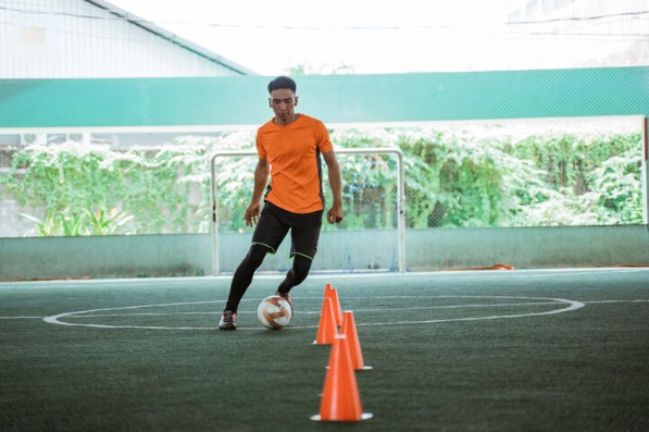 Footballers Community | Practice Football Dribbling Drills in Small Spaces